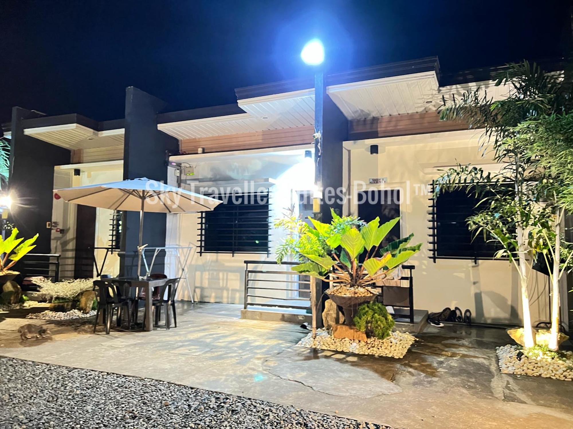 Sky Traveller Suites Panglao Eksteriør billede