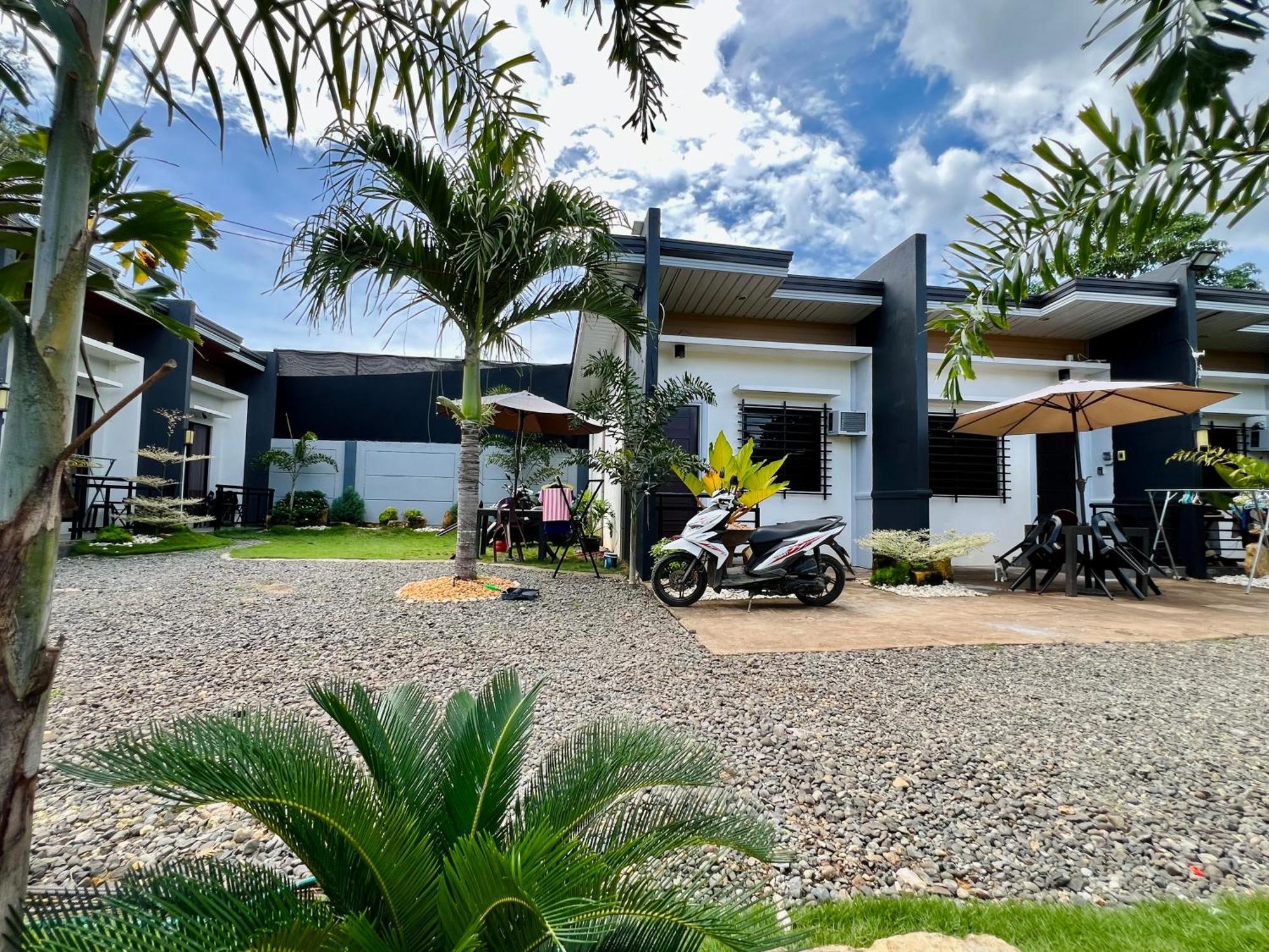 Sky Traveller Suites Panglao Eksteriør billede
